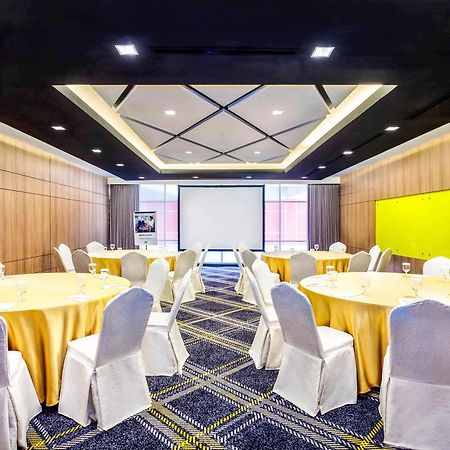 Ibis Styles Bekasi Jatibening Hotel Ngoại thất bức ảnh