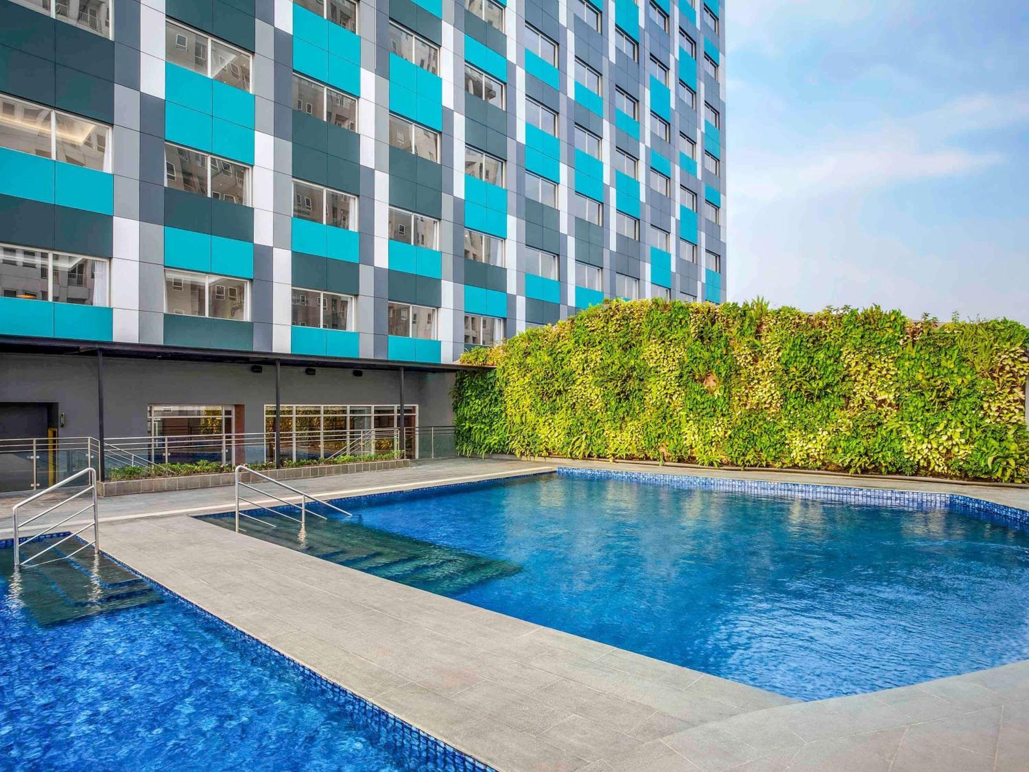 Ibis Styles Bekasi Jatibening Hotel Ngoại thất bức ảnh